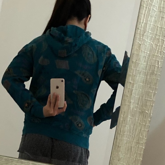 Character Hero Blue Green Hoodie - Picture 2 of 8